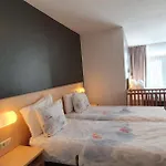 Bor Scheveningen Hotel 3*