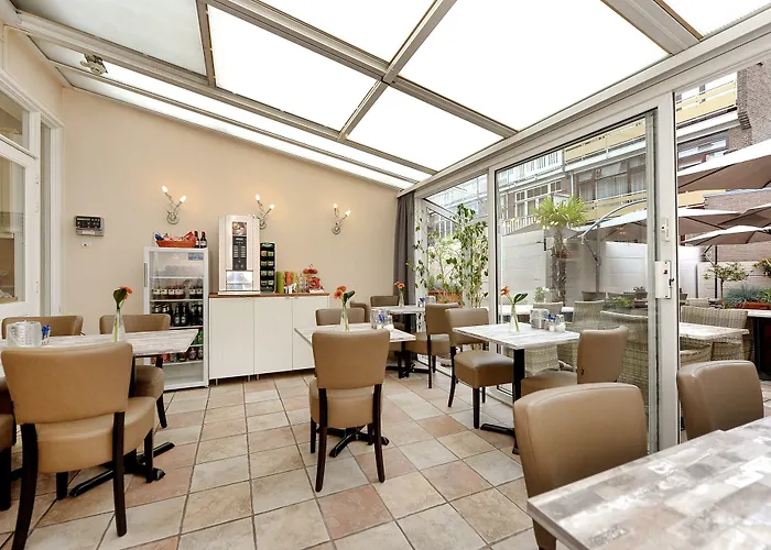 Hotel Bor Scheveningen 3*