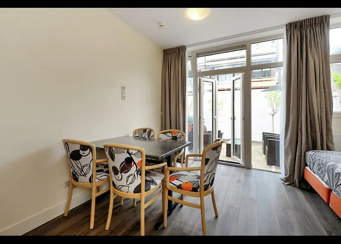 Bor Scheveningen Hotel 3*