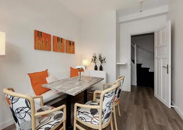 Hotel Bor Scheveningen 3*