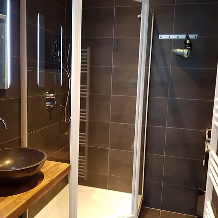 Отель Bor Scheveningen 3*