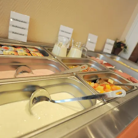 Отель Bor Scheveningen