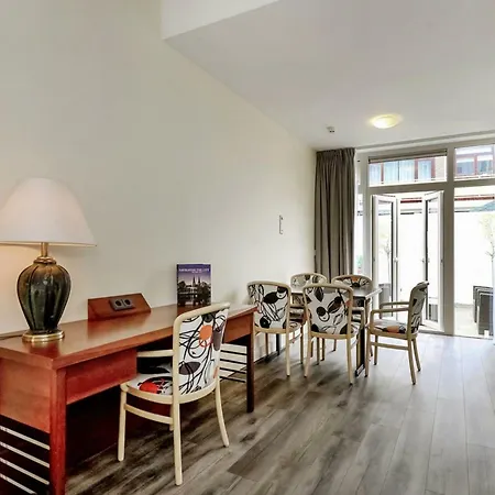 Отель Bor Scheveningen 3*