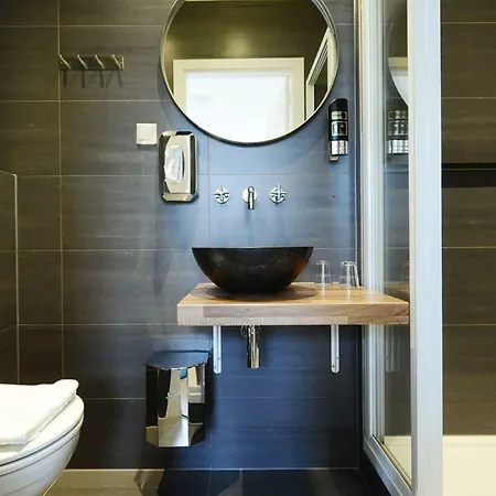 Bor Scheveningen Hotel 3*