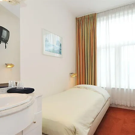 Hotel Bor Scheveningen 3*