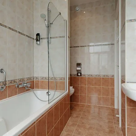 Hotel Bor Scheveningen 3*
