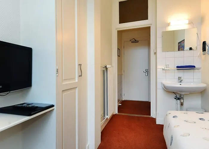 Bor Scheveningen 3* האג