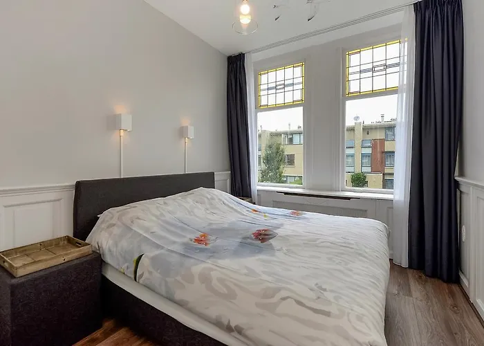 Bor Scheveningen 3* האג