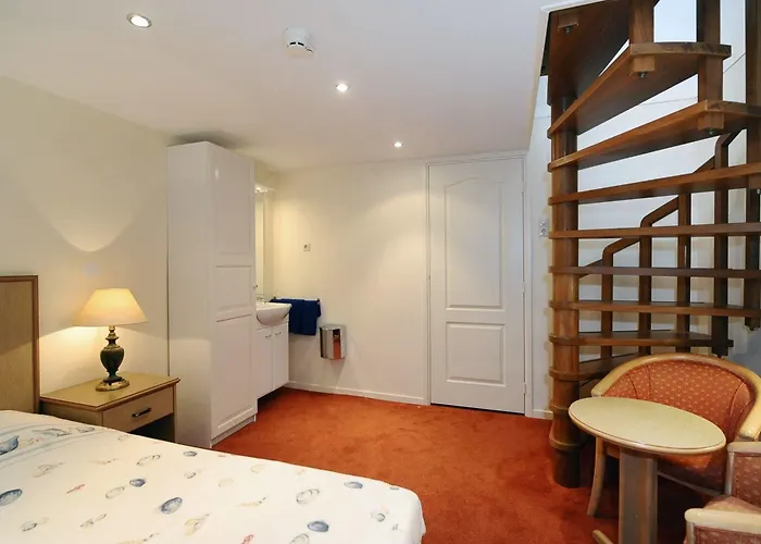 Bor Scheveningen האג