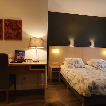 Bor Scheveningen 3* האג