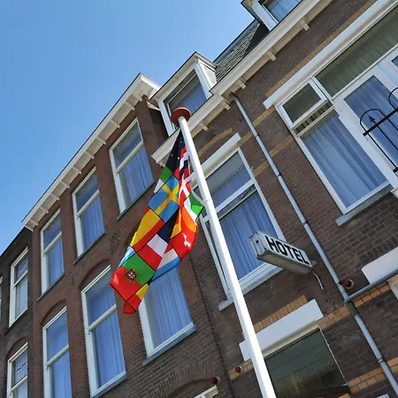Bor Scheveningen فندق 3*