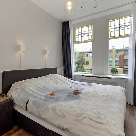 Bor Scheveningen 3* האג